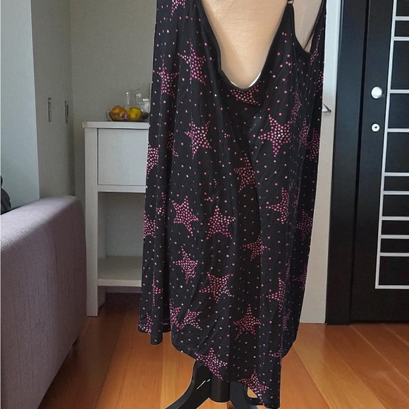 SOLD Torrid Black and Pink Starry Chemise - Picture 2 of 4